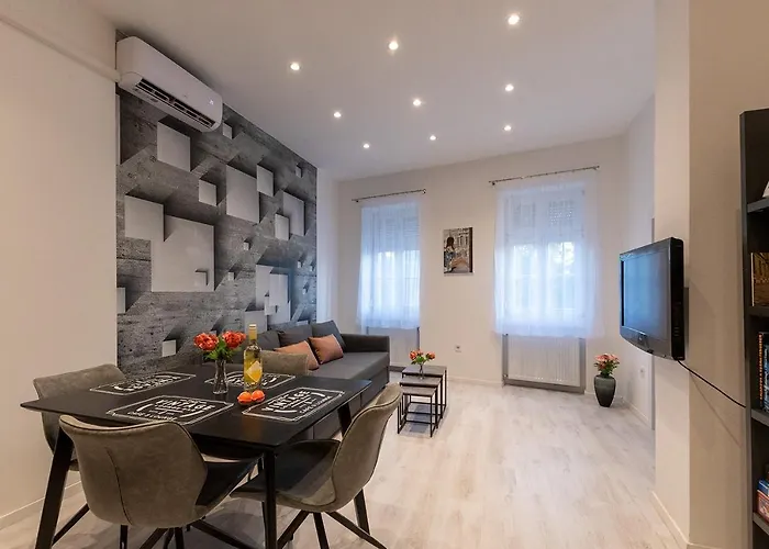 Flora Lak Appartement